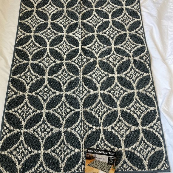 Mohawk Home Other Mohawk Home New Generation Accent Rug 505 Nwt